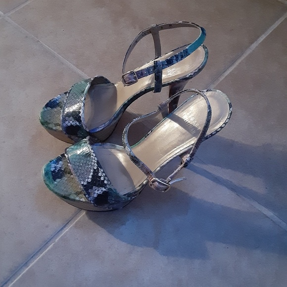 Green Python print heels - Picture 2 of 5